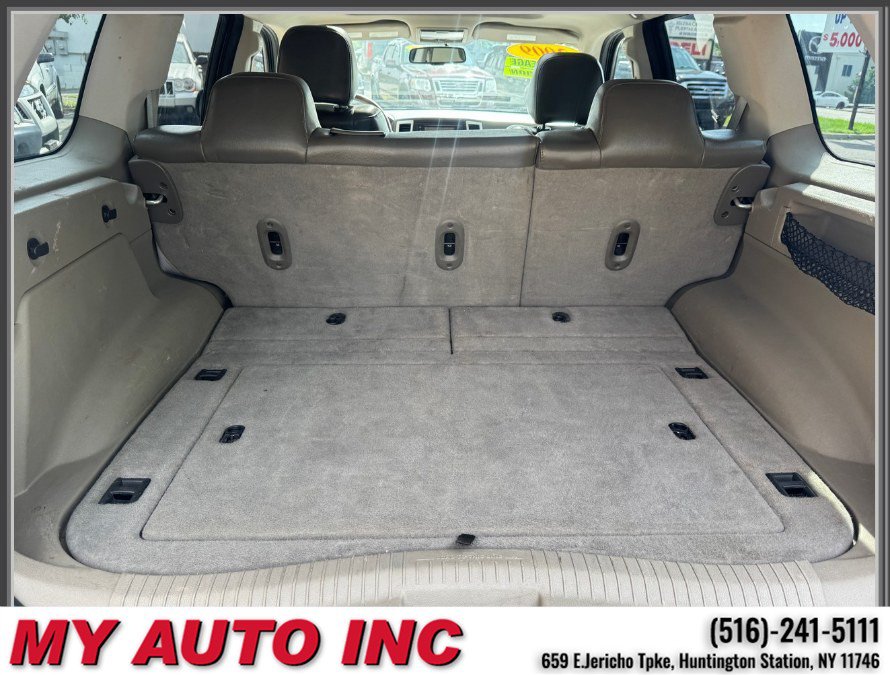 Used 2009 Jeep Grand Cherokee Laredo AWD/4WD image 32