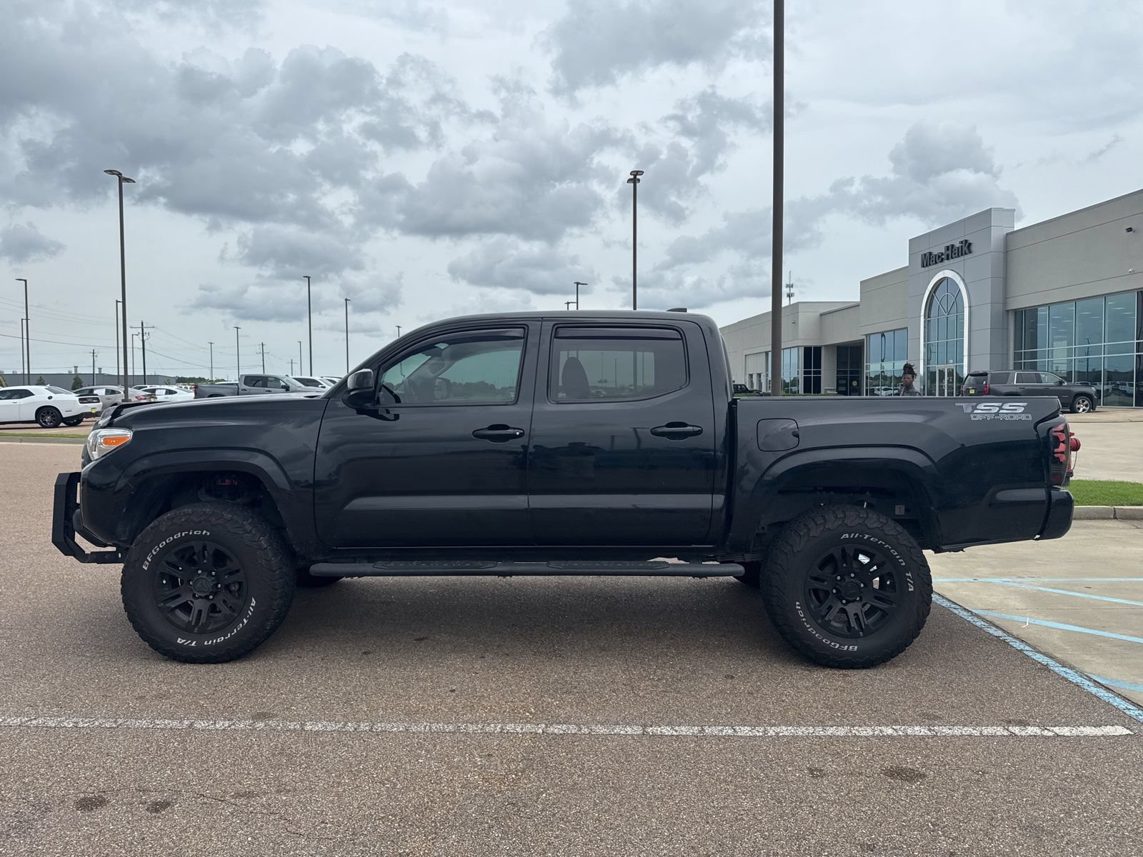 Used 2020 Toyota Tacoma SR w/ SR Convenience Package RWD image 7