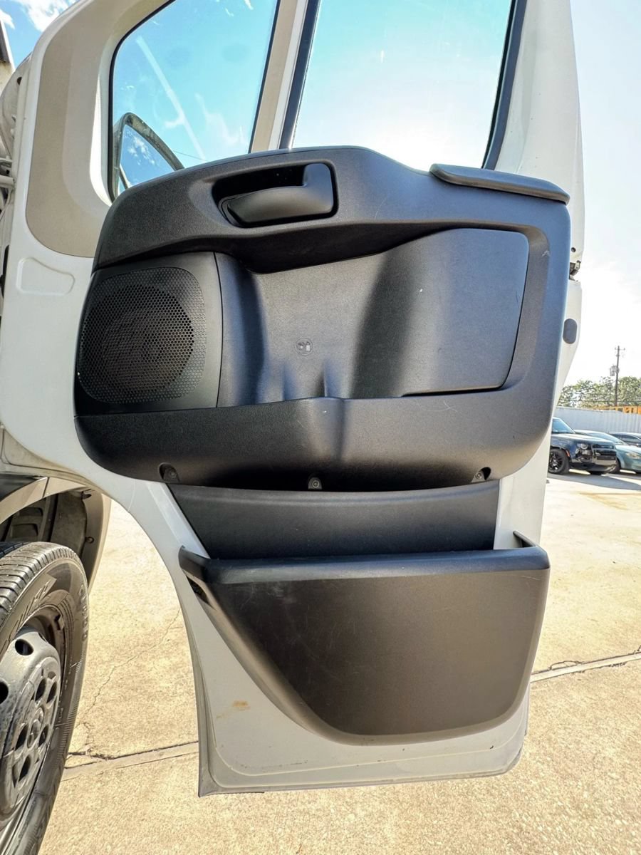 Used 2015 RAM ProMaster 1500 FWD image 21