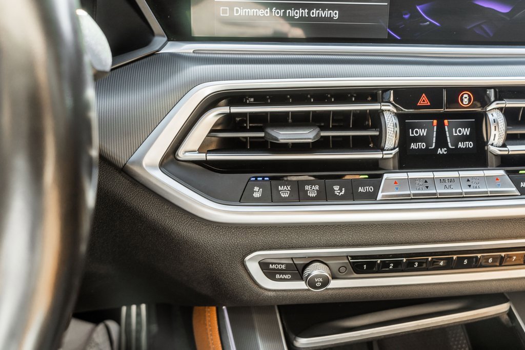 Used 2020 BMW X5 M50i image 8