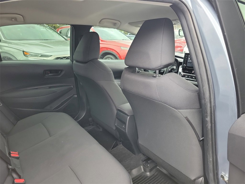 Used 2022 Toyota Corolla LE image 39