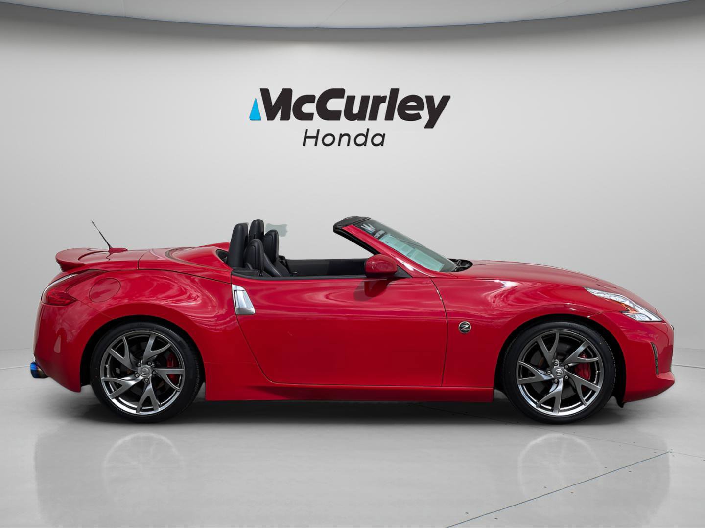 Used 2013 Nissan 370Z Touring w/ Sport Pkg RWD image 10
