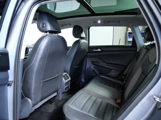 Used 2023 Volkswagen Taos SEL AWD/4WD image 12
