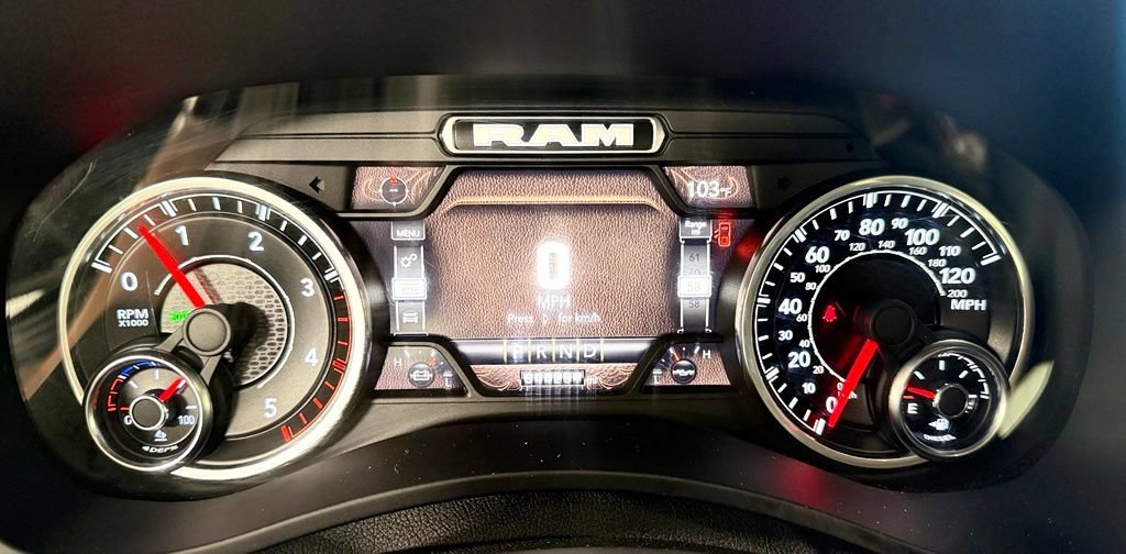 Used 2022 RAM 3500 Laramie AWD/4WD image 32