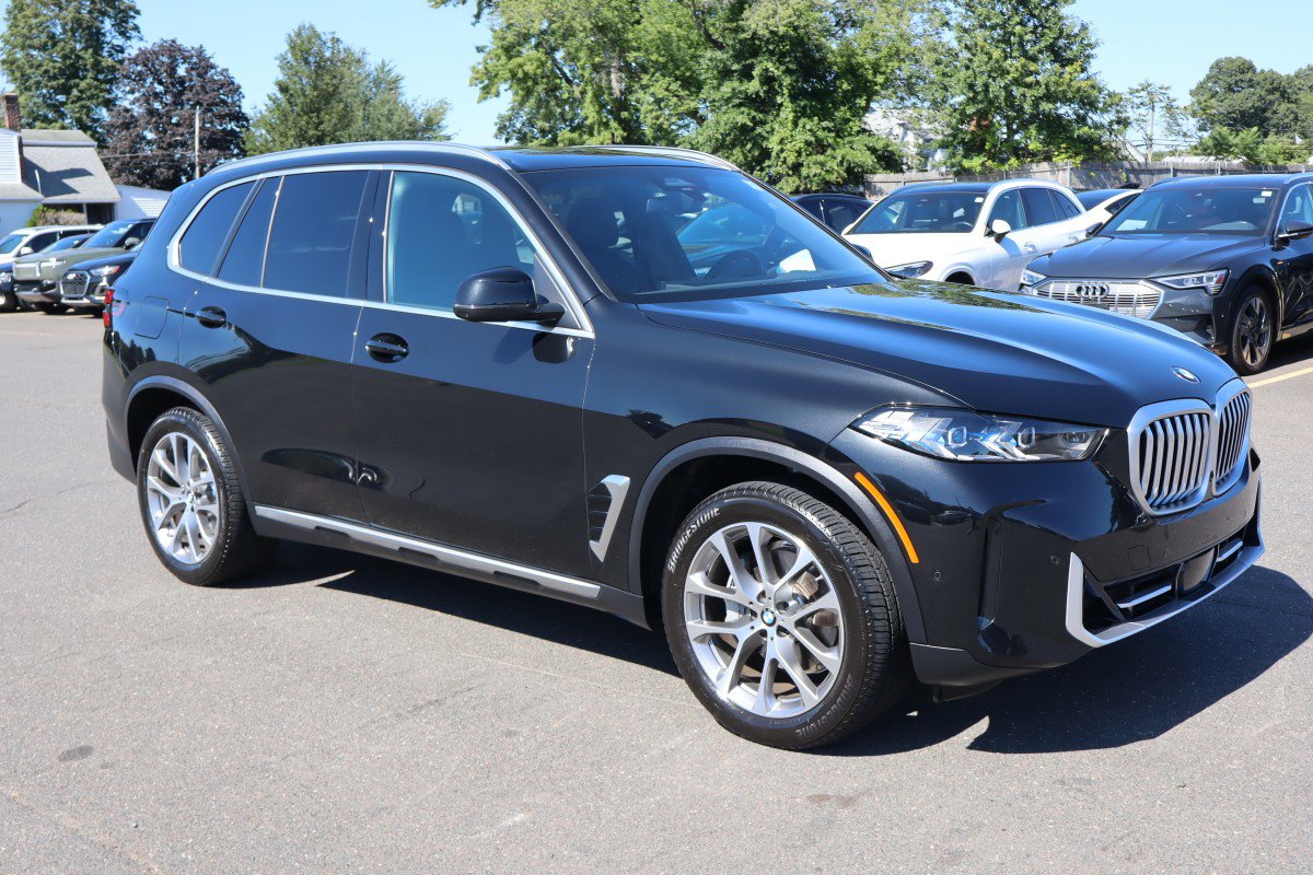 Used 2026 BMW X5 xDrive40i image 3