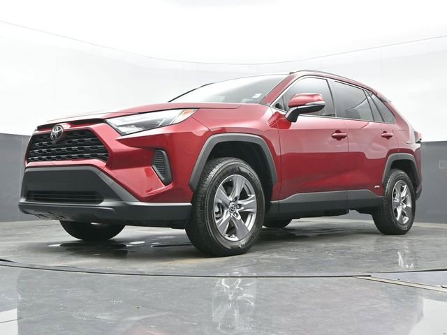 Used 2025 Toyota RAV4 XLE w/ Convenience Package image 23