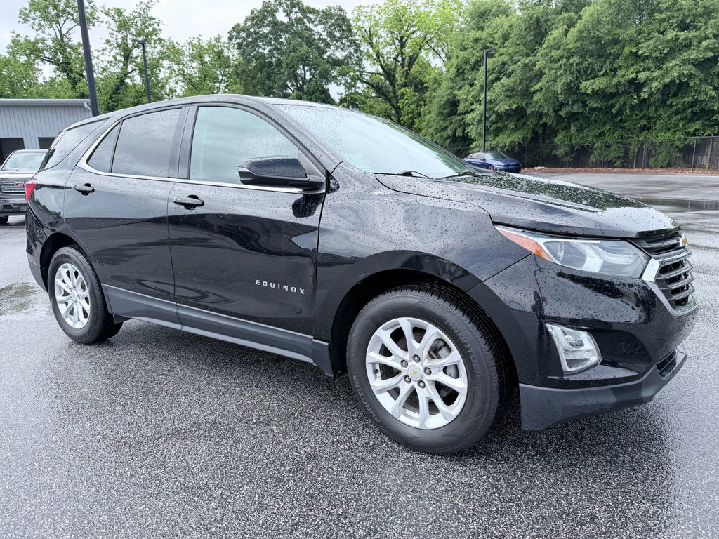 Used 2018 Chevrolet Equinox LT FWD image 2