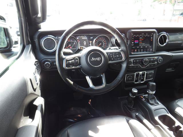 Used 2020 Jeep Wrangler Unlimited Sahara AWD/4WD image 9