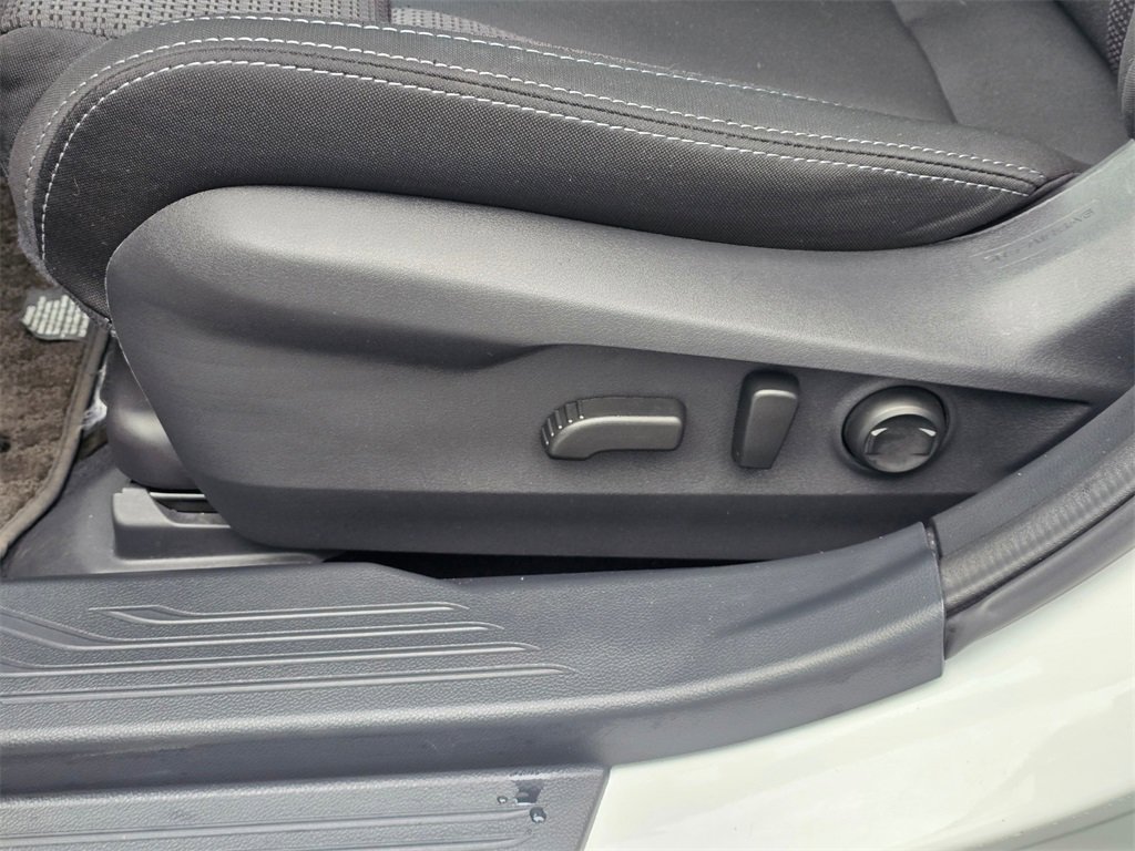 Used 2025 Subaru Outback Premium image 13