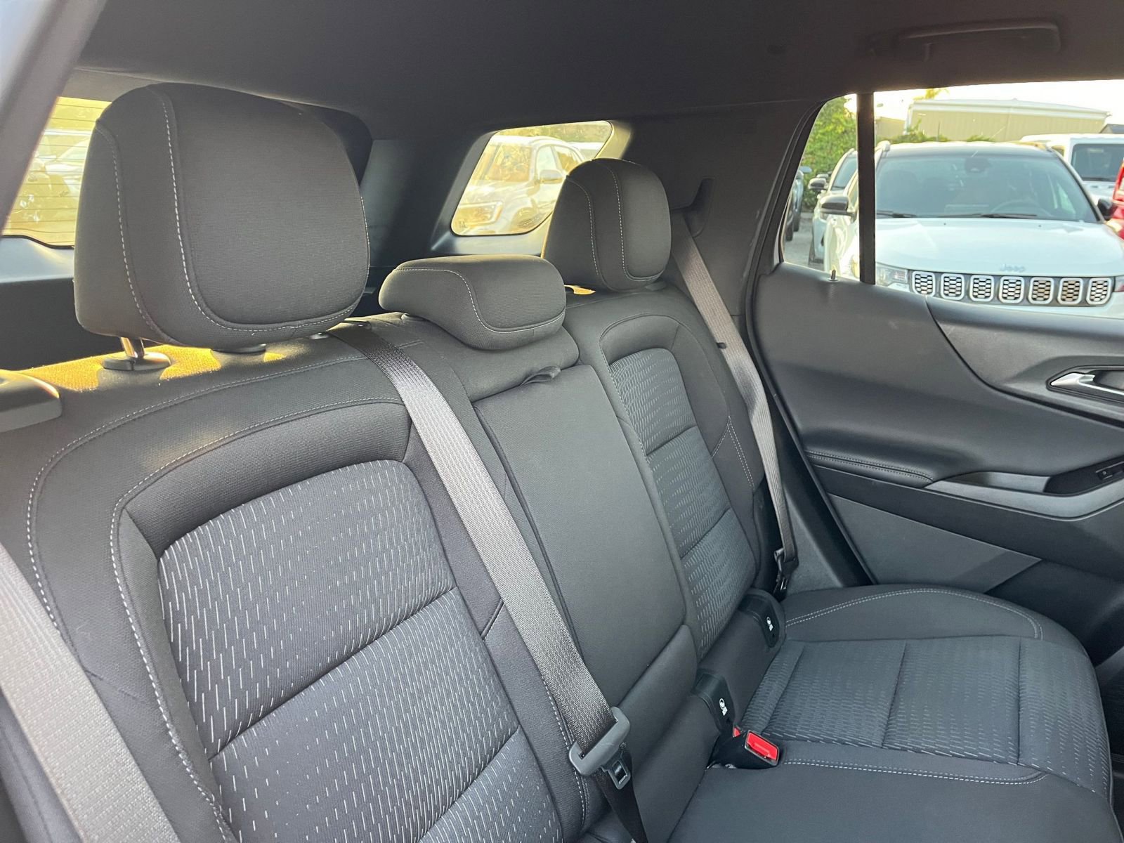 Used 2025 Chevrolet Equinox LT image 27