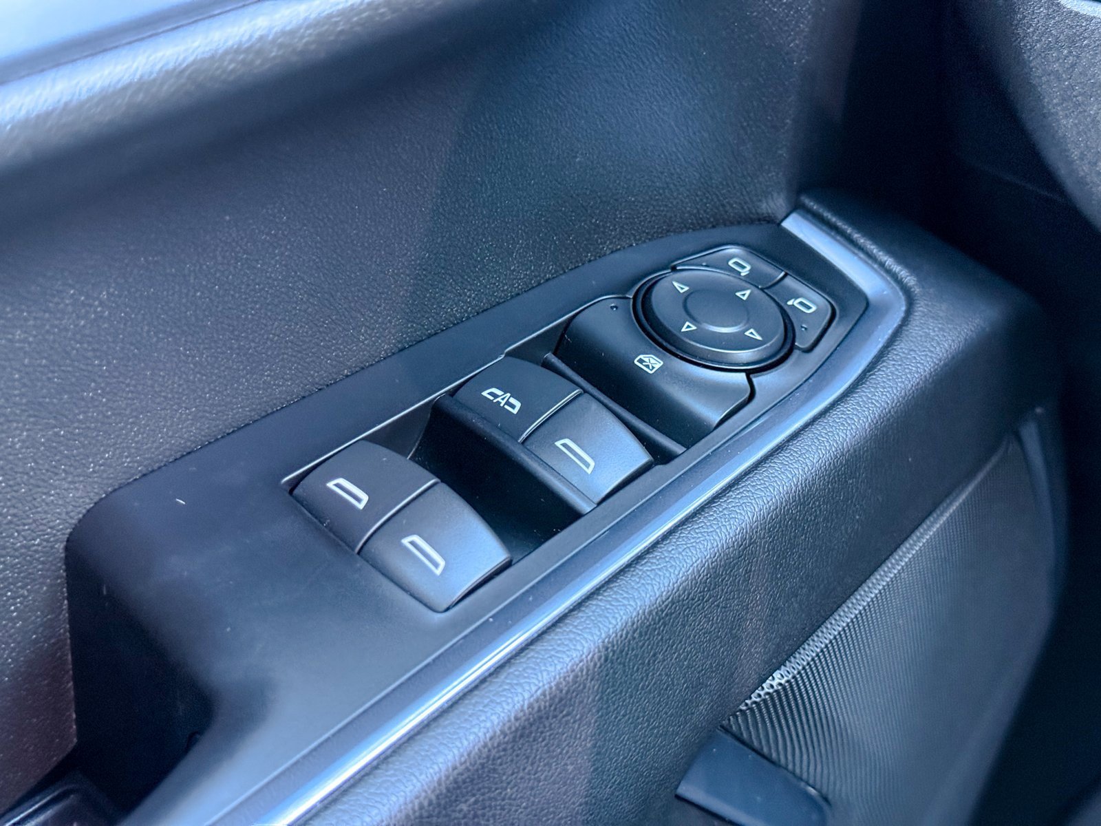 Used 2023 Chevrolet Silverado 1500 RST image 31