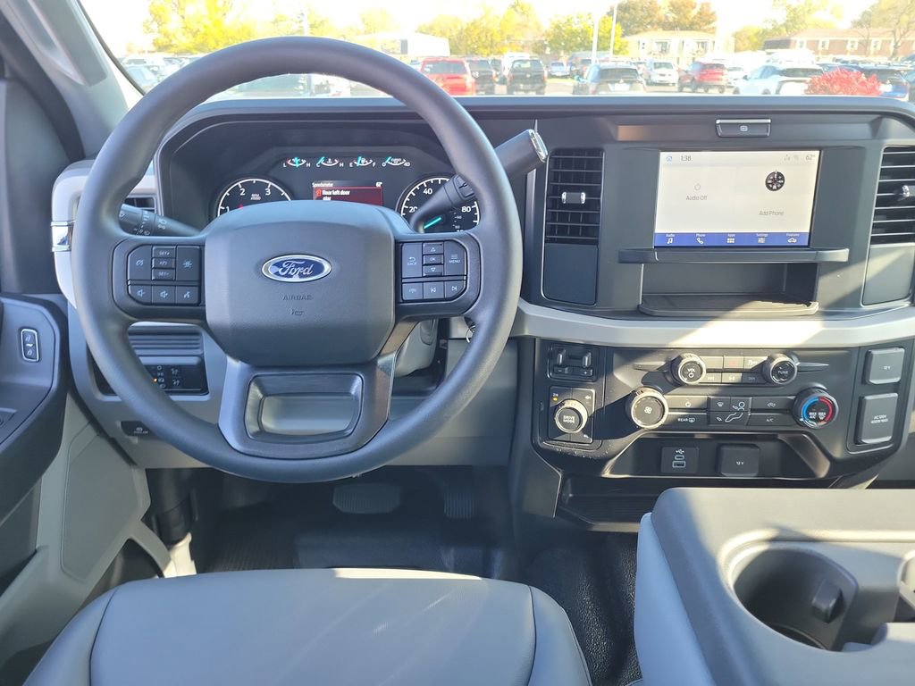 New 2026 Ford F550 4x4 Crew Cab image 11