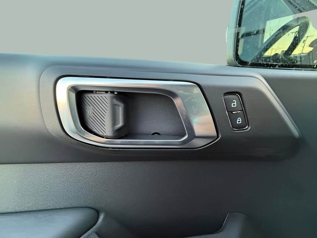 New 2025 Ford Bronco Outer Banks w/ Sasquatch Package image 20