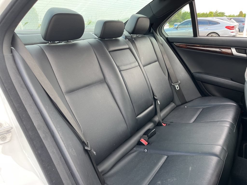 Used 2013 Mercedes-Benz C 250 Sedan image 26