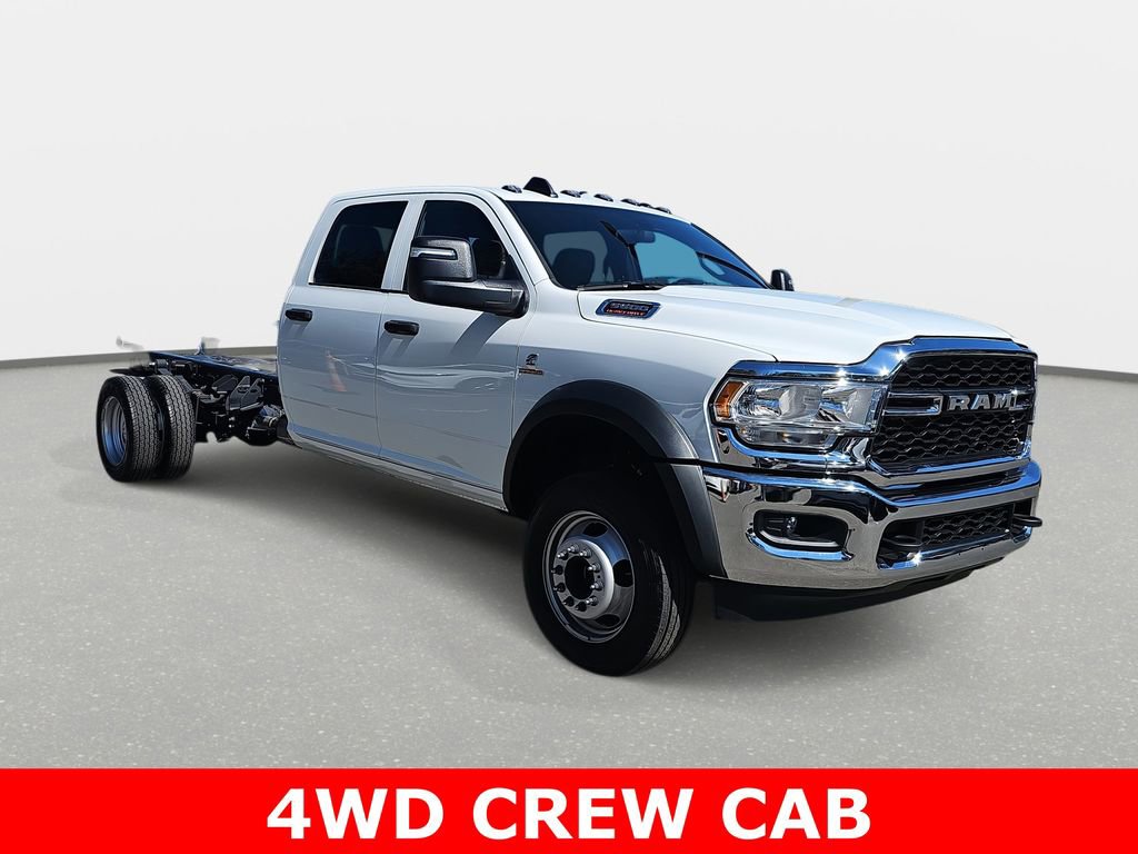New 2024 RAM 5500 Tradesman w/ Chrome Appearance Group image 3