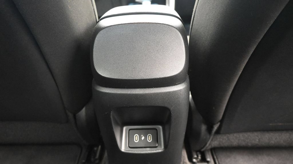 Certified 2025 Hyundai Elantra Sport FWD image 16