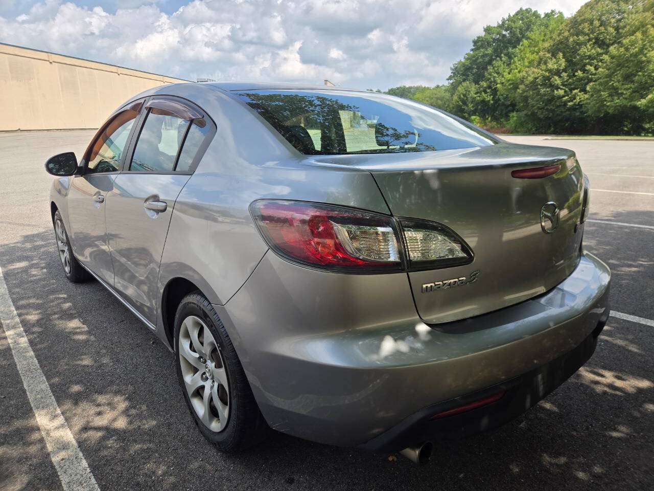 Used 2010 MAZDA MAZDA3 i Sport FWD image 5