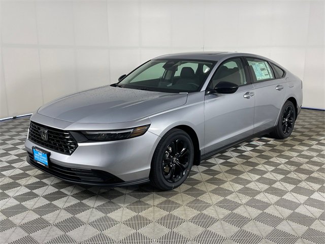 New 2025 Honda Accord SE
