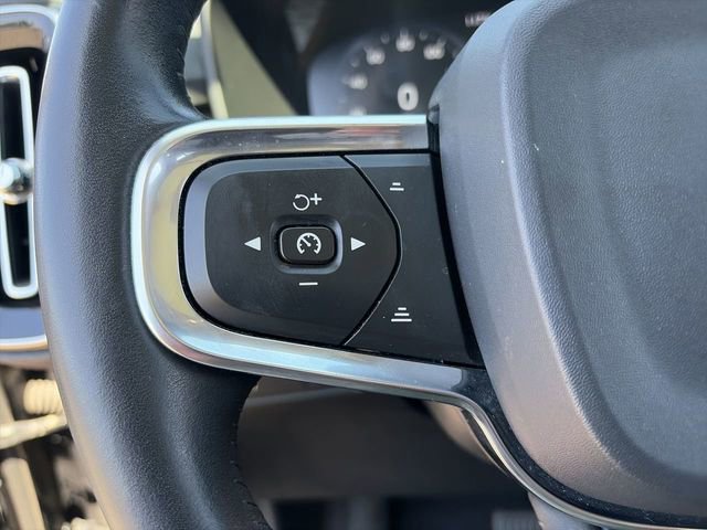 Used 2020 Volvo XC40 T5 Inscription AWD/4WD image 22