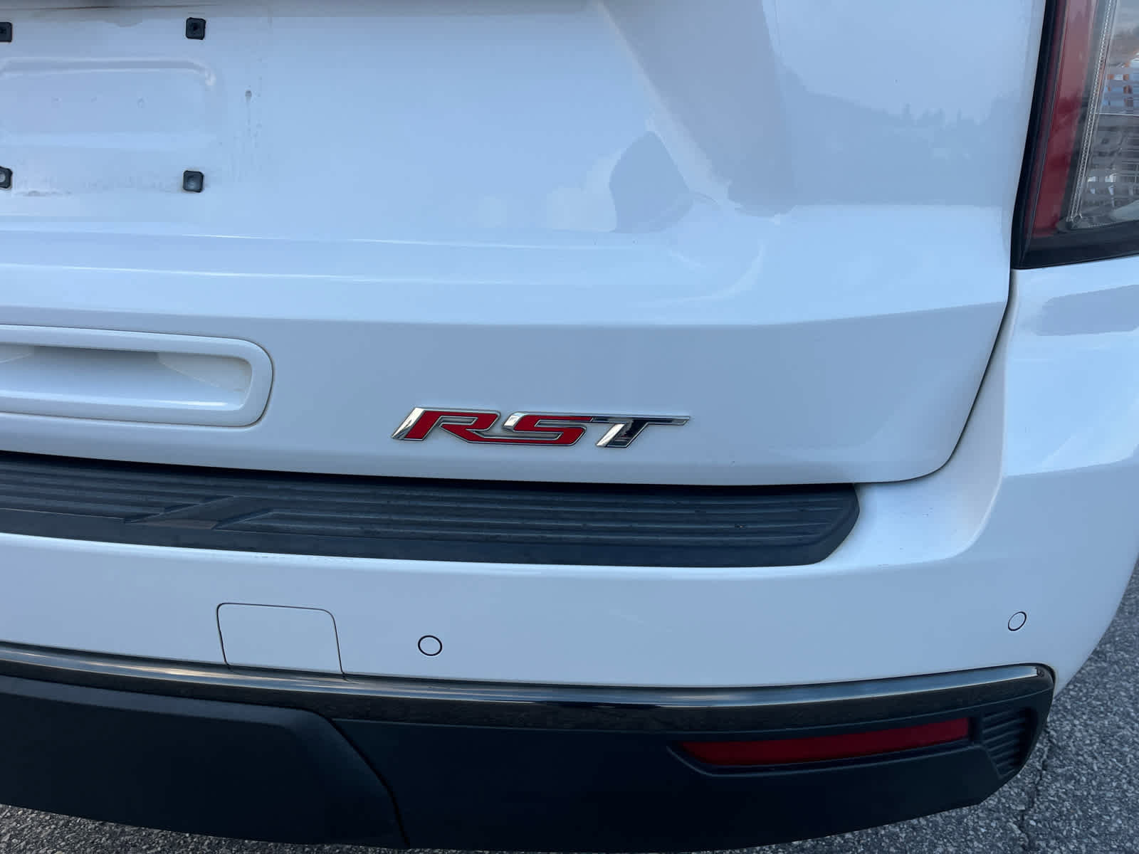 Used 2021 Chevrolet Suburban RST w/ Luxury Package image 37