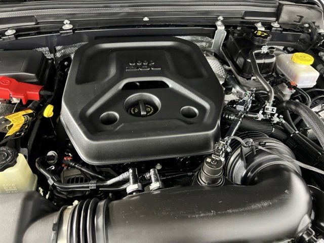 Certified 2024 Jeep Wrangler Sahara image 35