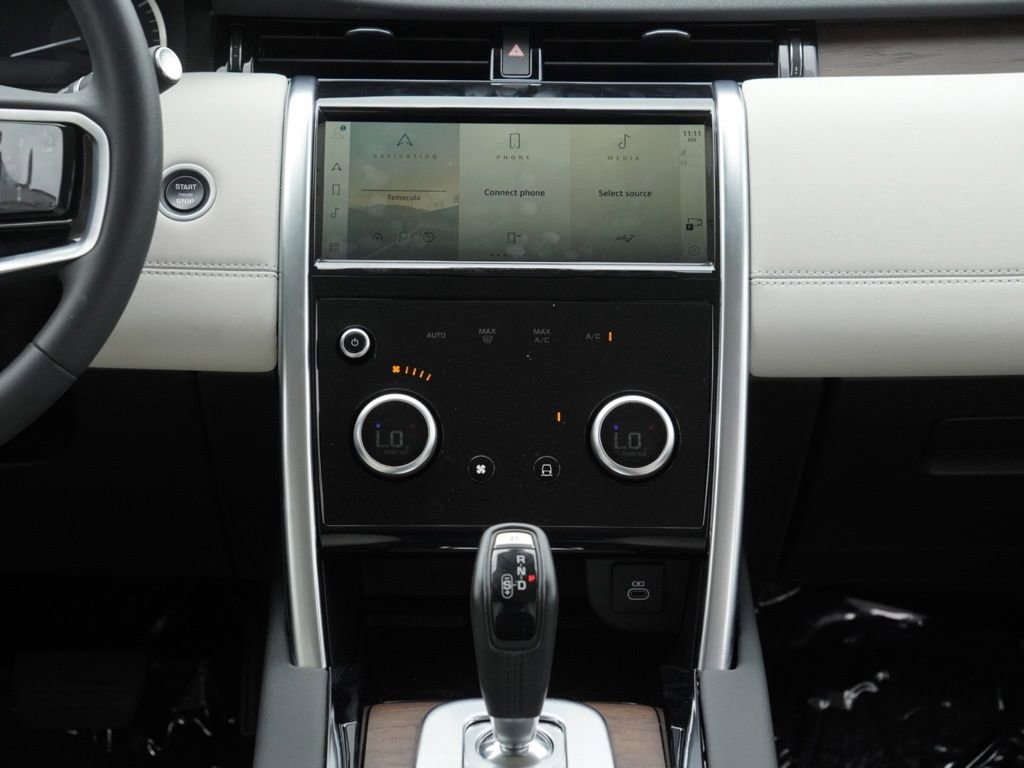 Used 2023 Land Rover Discovery Sport SE AWD/4WD image 20
