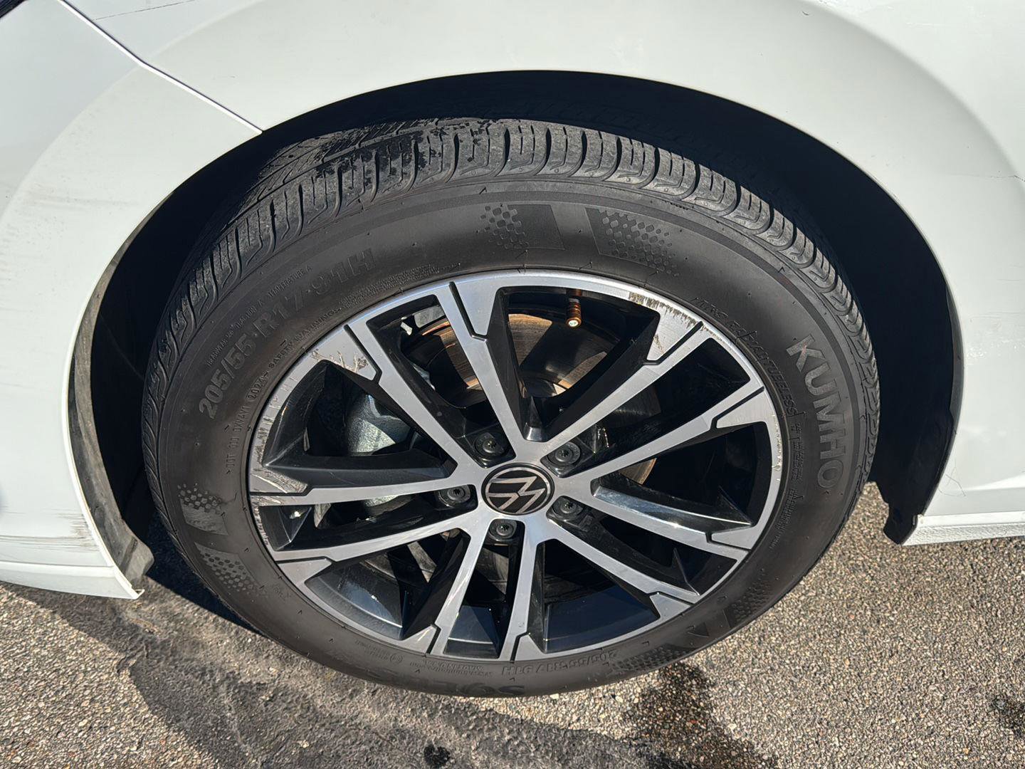 Used 2025 Volkswagen Jetta Sport image 10