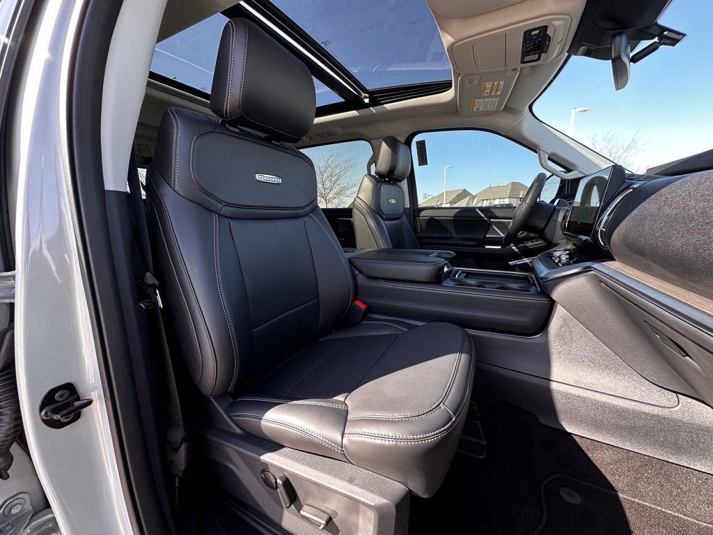 New 2025 Ford Expedition Platinum w/ Driver's Package image 58