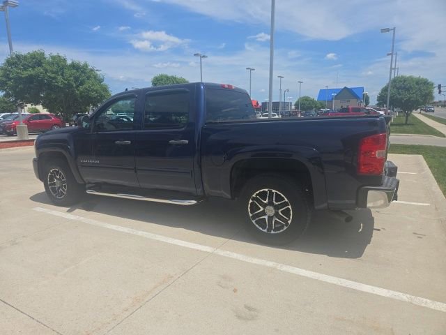 Used 2011 Chevrolet Silverado 1500 LT w/ All-Star Edition AWD/4WD image 9