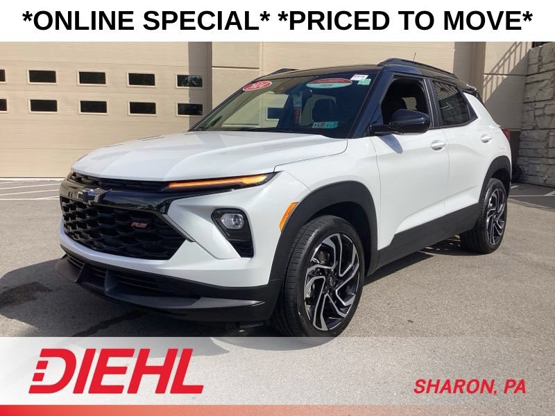 Used 2024 Chevrolet TrailBlazer RS w/ Convenience Package AWD/4WD image 4