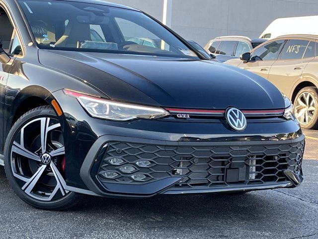 New 2026 Volkswagen GTI SE FWD image 3