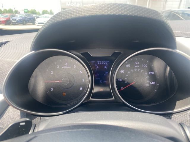 Used 2015 Hyundai Veloster FWD image 15