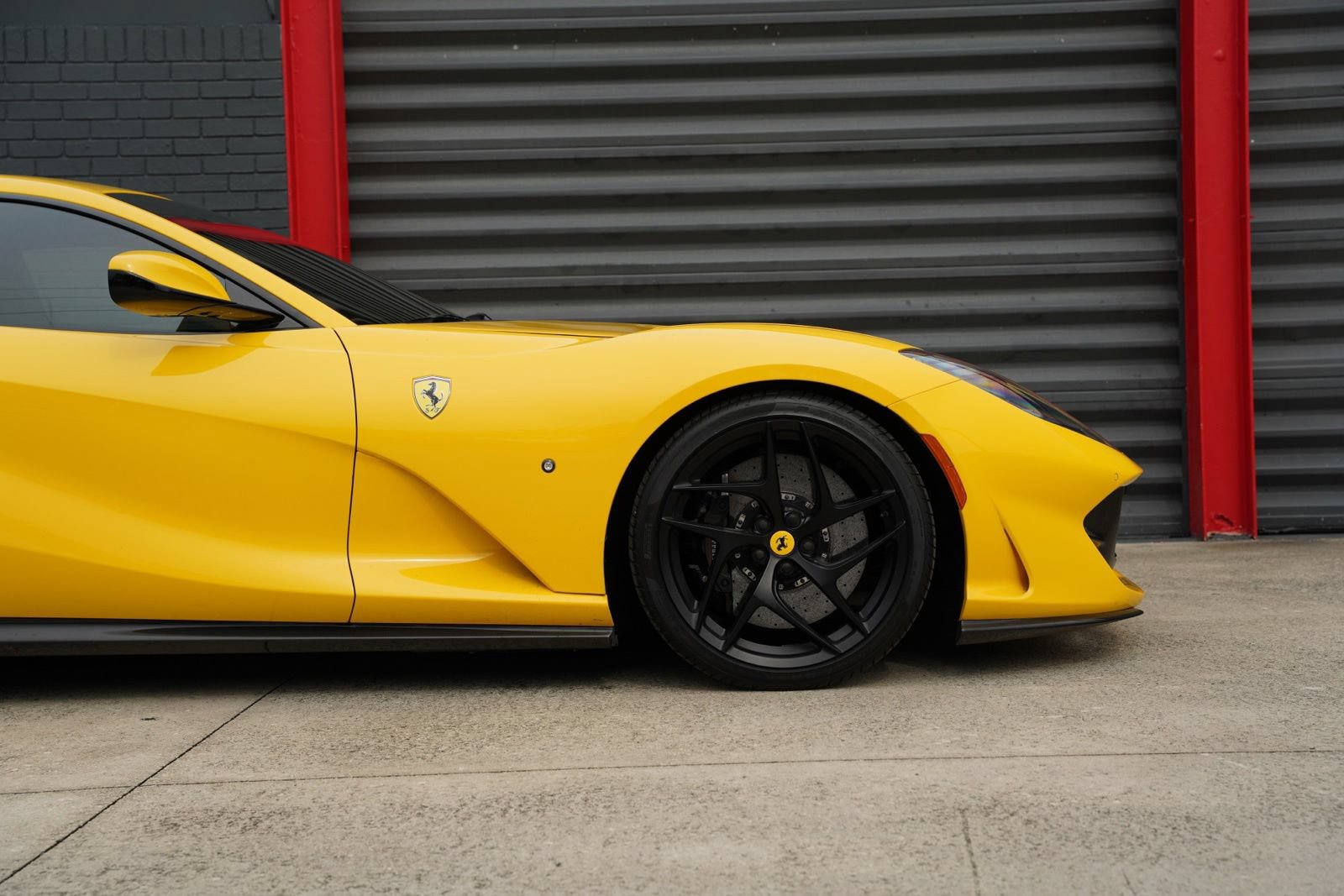 Used 2019 Ferrari 812 Superfast RWD image 4