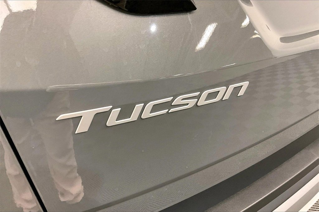 Certified 2025 Hyundai Tucson SE image 28
