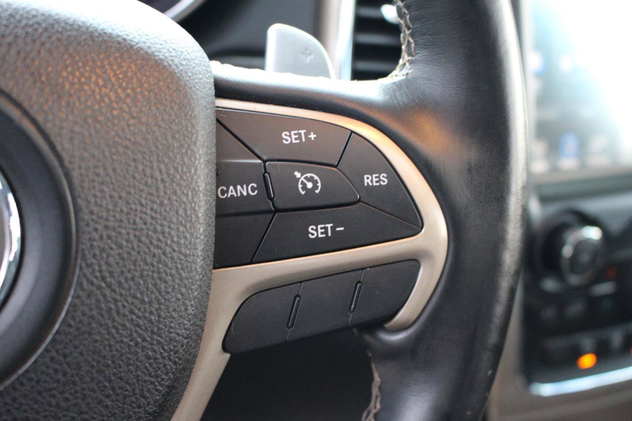 Used 2016 Jeep Grand Cherokee Limited AWD/4WD image 21