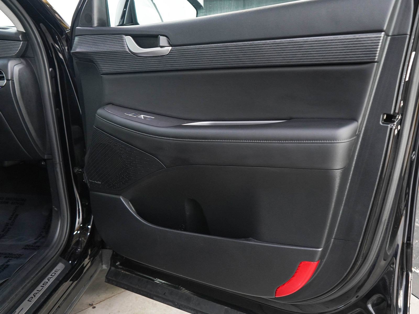 Used 2024 Hyundai Palisade Limited AWD/4WD image 9