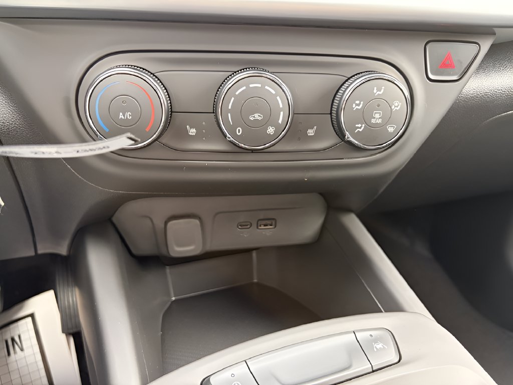 New 2026 Chevrolet Trax LS w/ LS Convenience Package FWD image 21