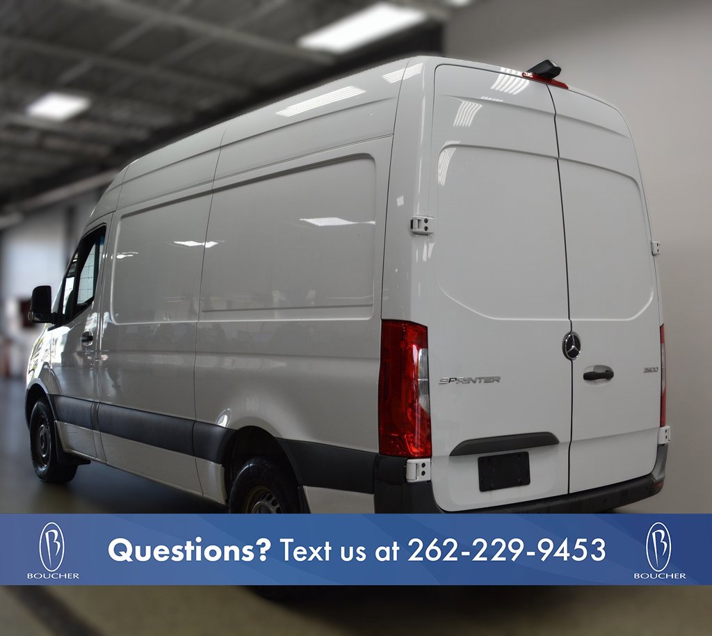 Used 2022 Mercedes-Benz Sprinter 144 Cargo image 3