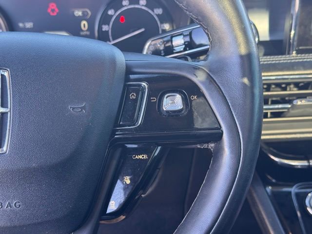 Used 2022 Lincoln Corsair Standard w/ Premium Package image 11