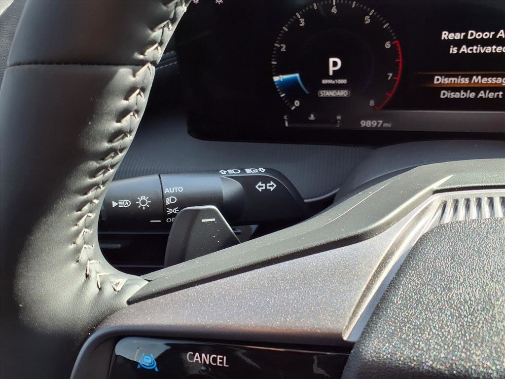 Certified 2025 Nissan Murano SV image 12