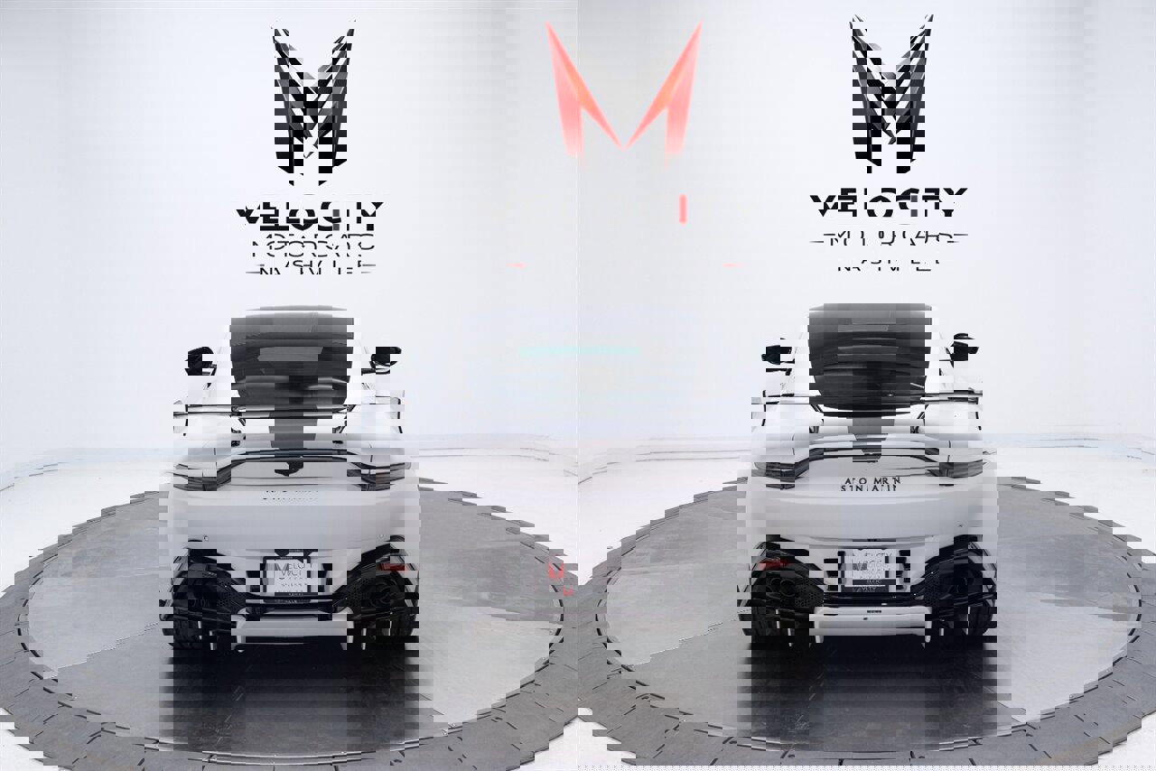 Used 2023 Aston Martin V8 Vantage Coupe image 15