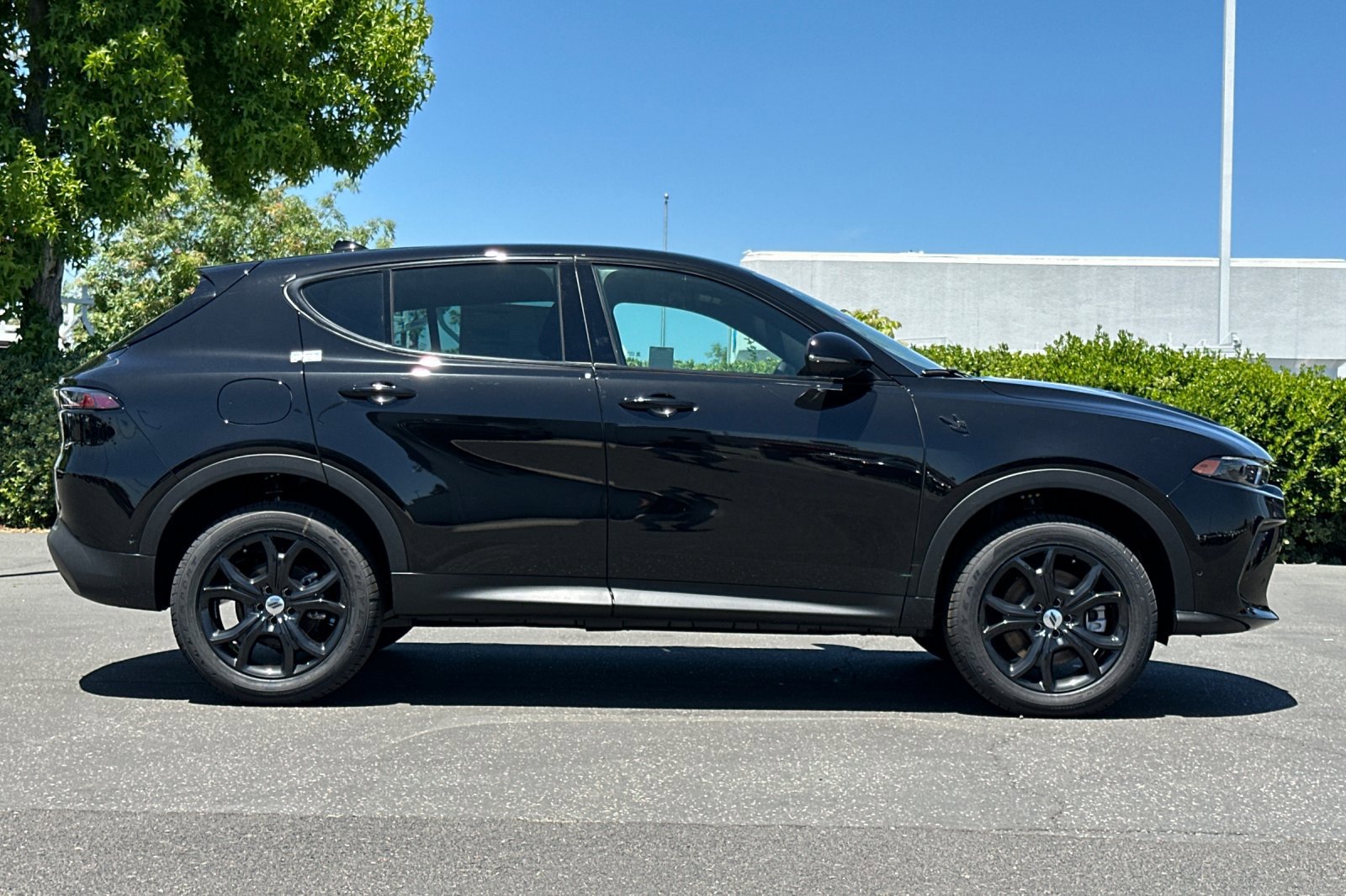 New 2024 Dodge Hornet GT w/ Tech Pack w/o Parking image 3