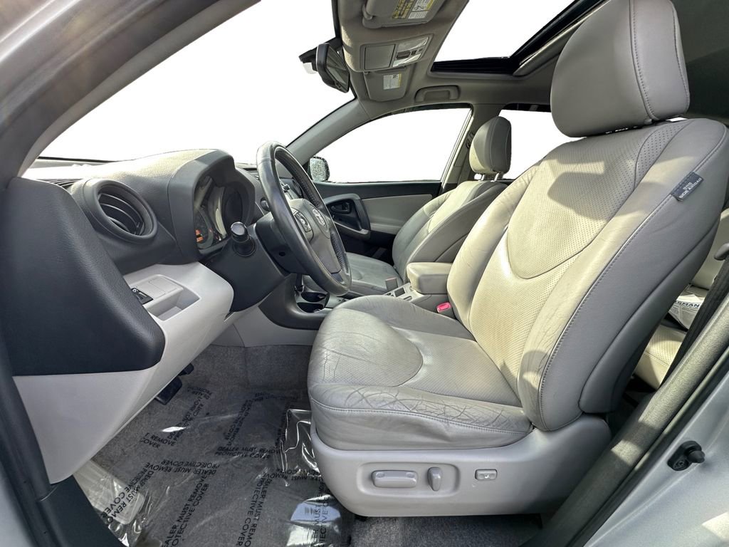 Used 2011 Toyota RAV4 Limited image 9