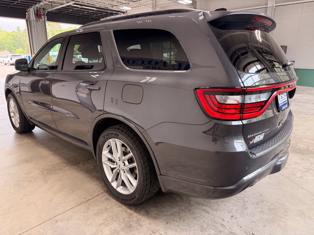 Used 2025 Dodge Durango R/T AWD/4WD image 6