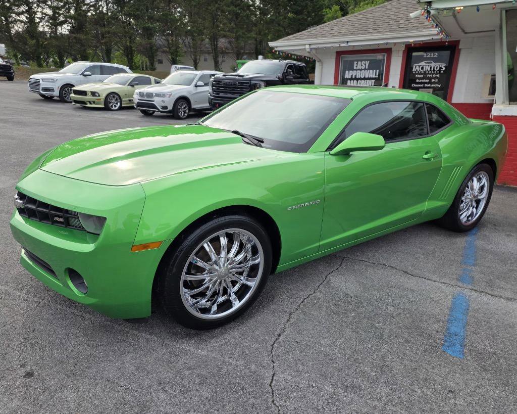 Used 2011 Chevrolet Camaro LT w/ RS Package RWD image 4