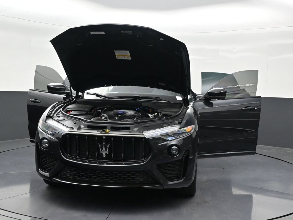 Used 2022 Maserati Levante Modena image 39