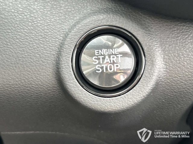 New 2026 Hyundai Venue SEL FWD image 30