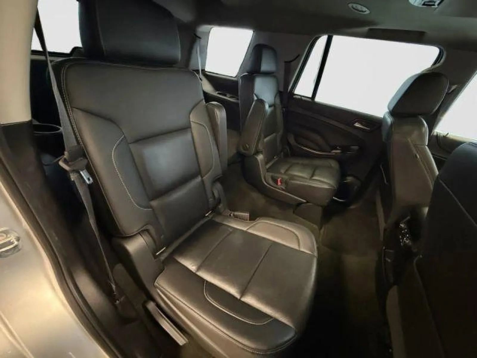 Used 2017 GMC Yukon SLT w/ Open Road Package image 15