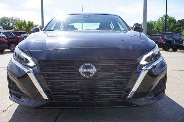 Used 2024 Nissan Altima 2.5 SV FWD image 8