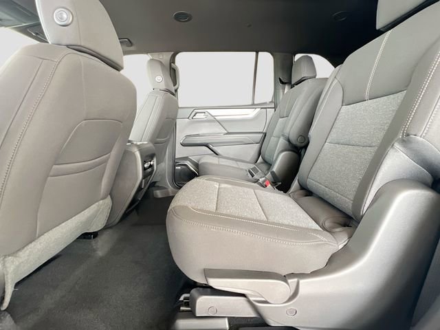 New 2026 GMC Acadia Elevation image 17